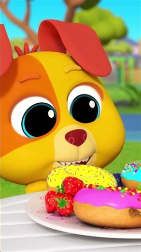 Snack time with friends #music #kids #brazil #littleangel