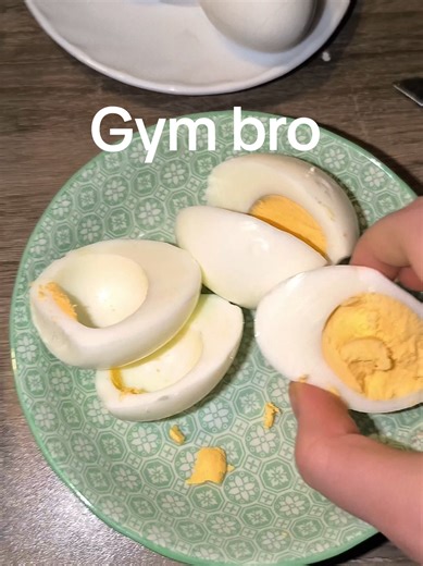 Effective Muscle Gain Strategies for Gym Enthusiasts