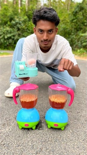 Mini Mixer Machine vs 2Ta USB Rechargeable Juicer Machine😍