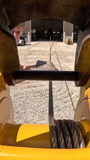 3.4M views · 54K reactions | This is so hypnotic 朗 | C & C Equipment | Facebook