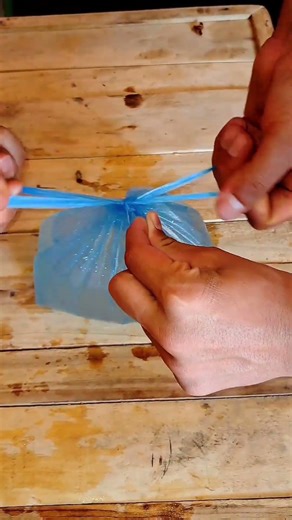 This New Plastic Bag Knot is Genius (Never Seen Before)#shorts