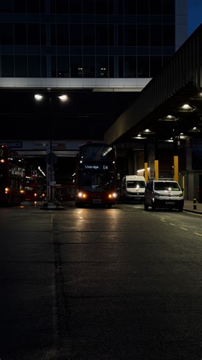 Here’s Metrolines VW1381 LK62DRV Leaving Uxbridge Bus Garage Starting A U4 Service To Hayes Prologis Park#Buses#TFL#FYP