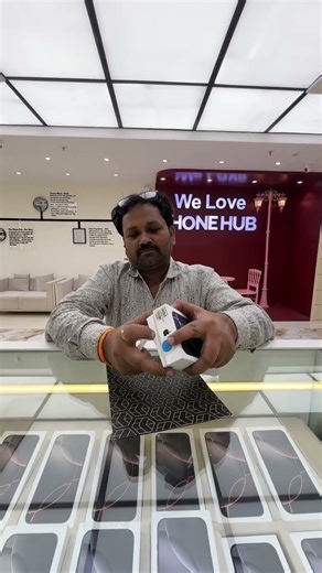 Delivering happiness daily! 📦💫#smartphone #customer #sale #teamphonehub #coffee #unboxing