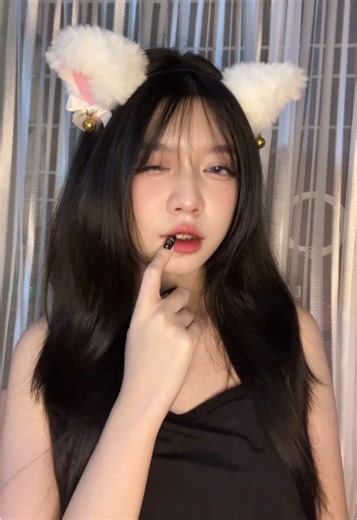 Creative Cat Eye Makeup Tutorial for Animal Lovers