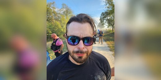 Inmate who escaped by breaking cell door arrested after police pursuit near Kansas City