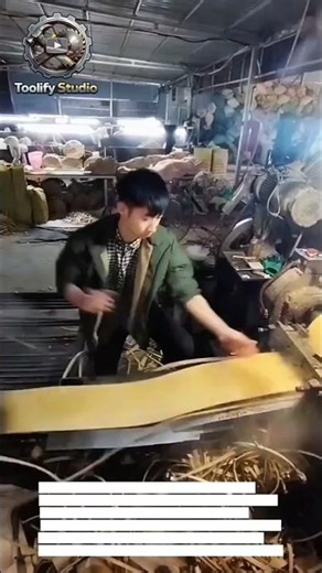 Continuous Wood Veneer Peeling Process | Rotary Log Processing Technology.