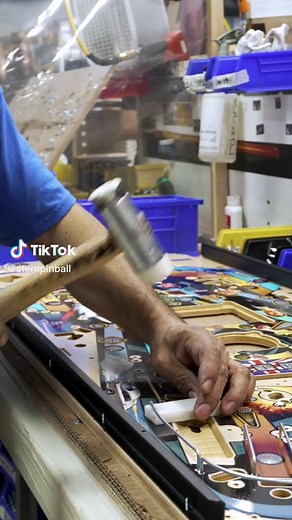 Bond's Ultimate Pinball Machine Creation