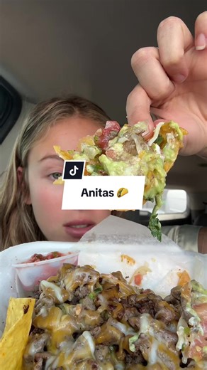 Delicious Nachos by Anita: A Mukbang Experience