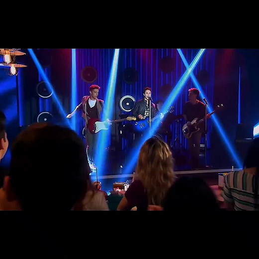Roller Band - Tiempo de Amor: Simon and Ambar's Musical Duet