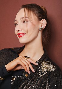 NEWNESS ALERT! 📣 Introducing Heidi's "What A Stud II" Crystal Button Earring Set, where elegance meets versatility in a trio of exquisite stud earrings. This set offers a dazzling array of options to elevate your style, making it the perfect addition to your jewelry collection or a thoughtful gift for someone special. Shop here: https://heididaus.com/collections/just-in/products/heidi-daus®what-a-stud-ii-crystal-button-earring-set | Heidi Daus