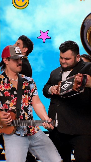 Esperamos que no se identifiquen con ningún versito pero si sí, pos eso también está fine fine fine, very very very very guuuuuuud!!! En colaboración con nuestro compadrito @El HueyCoyote