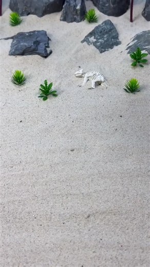 Mini Building on Instagram: "Do you want to own a set of such miniature buildings? #DIY #HouseBuilding #MiniatureModel #Handmade""