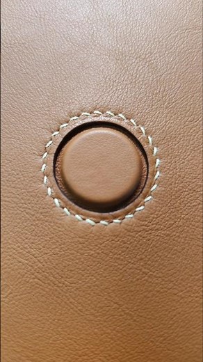Creating a hidden magnetic closure/www.studiohael267.com/#leathercraft #bagmaking #가죽공예