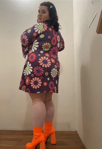 Exploring 1970s Fashion Trends and Outfits