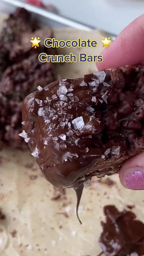 42K views · 518 reactions | These 4 ingredient no bake crunch bars are so good! Recipe - https://www.playpartyplan.com/nestle-crunch-bar-recipe/ | Play Party Plan | Facebook