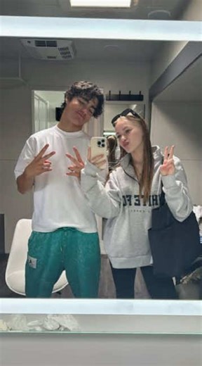 Hello random person@𝐌𝐚𝐥𝐚𝐜𝐡𝐢