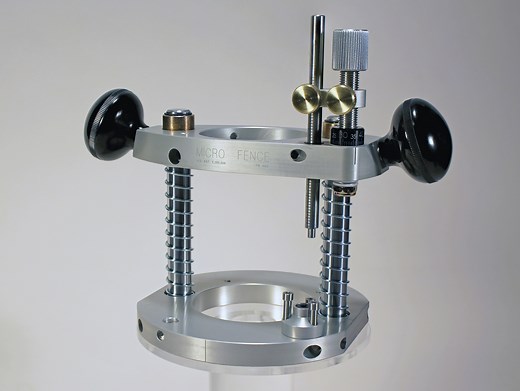 Plunge Base (Original): (for Trimmer and Compact Router Motors)