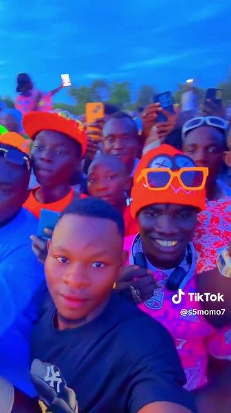 Vidéos de MOMO7 (@s5momo7) avec son originalMOMO7