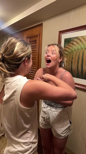 Bridey Drake (@brideydrake)’s videos with Kaimana Hila - Hawaiian Music Group