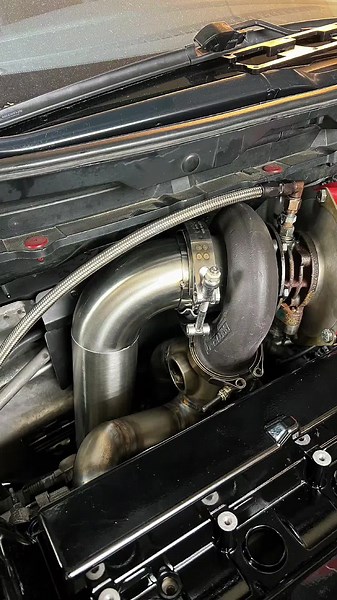 Completed top mount turbo kit, with custom downpipe, dump tube and oil feed line. Now off to get coated 🔥🔥 #precisionturbo #exhaust #fabrication #custom #performance