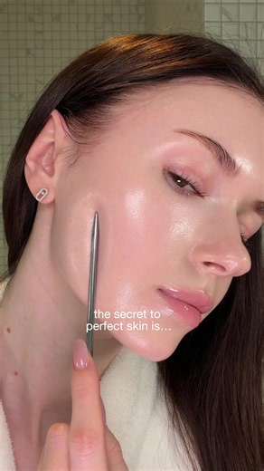 we need to lock in divas 💰 #skincaretips #glowup #glassskin #skintreatments