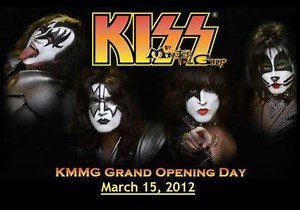 KISS-Themed Miniature Golf Course Opens In Las Vegas; Video Footage, Photos Available
