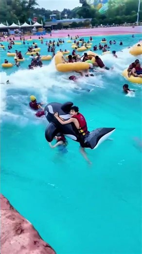 How fun is a wave pool? Watch the video and you’ll see! #waterparks #artificialwavepool #waterpar...