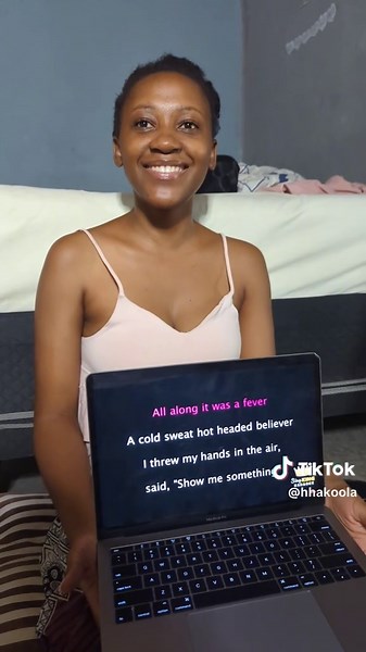 Y'all know I had to hop on the Blind Karaoke trend lol 😂 #blindkaraoke #singking #karaoke #viral #fyp