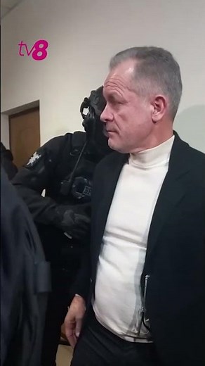 Primele imagini cu Vladimir Plahotniuc, adus la judecătorie