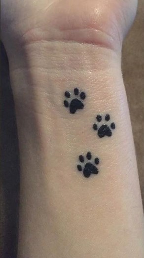 Cute Paw Print Tattoo Design 🐾 | Easy Tiny Tattoo Ideas for Beginners | Simple Tattoo Art