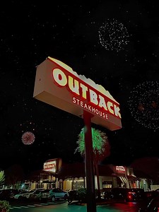 14K views · 410 reactions | A BLOOMIN' 2023 to all our mates! #HappyNewYear | Outback Steakhouse - National | Facebook