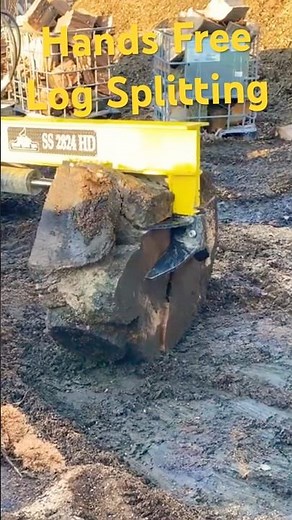Splitting Big Logs With Six-Way Wedge on Skid Steer #firewood #logsplitter #logsplitting