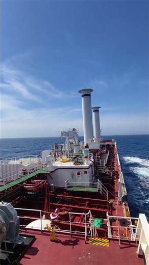 Mesmerizing spin of ship’s rotor cells, slicing air and sea with precision, power, and futuristic .