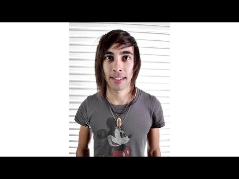 Vicky Mouse. #vicfuentes #victorfuentes #piercetheveil #emo #viral #funny #like #edit #editing 