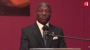 Quatro meses depois das eleições legislativas, a 4 de Julho, o Presidente da Guiné-Bissau deu posse aos novos 31 membros do executivo. Confira aqui as imagens. | RFI Português