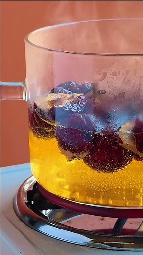 Here's how to make your own Jujube Tea (full recipe in caption)