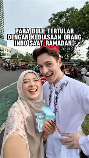 PARA BULE TERTULAR KEBIASAAN SAAT BULAN RAMADAN 😆 #reaksibule #shorts #viralvideo