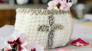 Cross Crochet Easter Basket - FREE Pattern