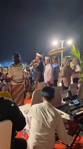 KDM & Kanaya Duet Singing "Kemesraan" Moment