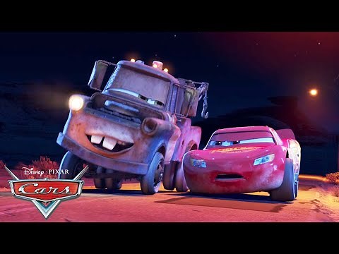 Mater Teases Lightning McQueen | Pixar Cars | ‪@disneyjr‬