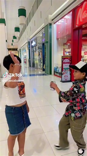 Hi! | Chloe Asia Morraine Updates