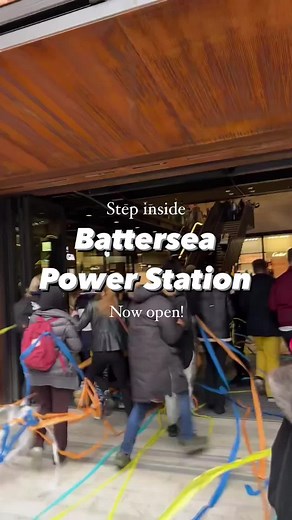 NOW OPEN! 🌟 The iconic @Battersea Power Station is reborn, following a £9 billion refurbishment. Featuring over 100 shops, restaurants and bars, 1600 luxury flats and a six-storey office block, the London landmark has been transformed into a space to eat, shop, play and live. 📍Battersea Power Station #batterseabeat #battersea #batterseapowerstation #thepowerison #icon #london #londonnews #southlondon #londonlife #londonicon
