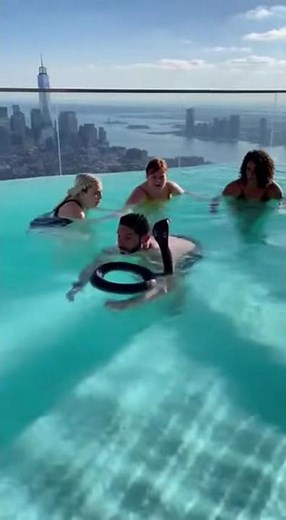Unbelievable Rooftop Pool Moment Caught on Camera