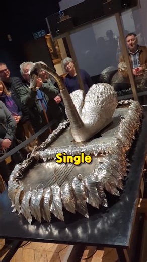 How 250 Year Old Robot Bird Works | Hollywood movies pictures and videos