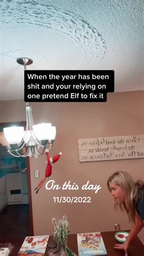 IT THAT TIME AGAIN! 🎅🏼🎄 #elf #christmastraditions #elfontheshelf #onthisday