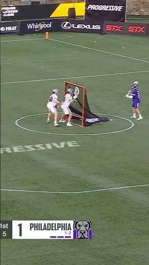 D2 👉 PLL Kyle Lewis making his name KNOWN early with this behind-the-back goal!