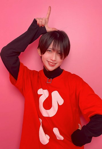 DD New Generation Audition 「チーム らぶぽっぷ」 『ひい』 @Hii_kun_ ニックネーム：ひいくん、ひいたま ファイナルへの意気込み：ソロでは自分自身の力、グループでは皆で力を最大限に出して、来てくださったお客様を全員楽しませられるよう頑張ります！！そして自分も楽しみます！！ DDの好きなところ：皆さん一人一人個性があって、魅せ方や表現の仕方がすごく素敵なところ。先輩方やスタッフさん含め、皆さんが温かく接してくださるところ。 朝のルーティーン：うちの子(文鳥とデグー)にご飯をあげて掃除する。 たい焼きは頭から？しっぽから？：頭から！ 3月2日(日)「DD New Generation Audition FINAL」開催！ #DDにゅーじぇね #株式会社DD #MeseMoa #パンダドラゴン #パラゴン #ReLIT #ナナクロニクル