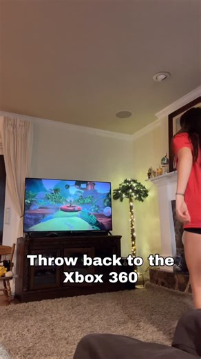 Cheyann | fitness & lifestyle on Instagram: "Since ya’ll were commenting in my last video saying it reminded you of the Xbox I decided to pull the old game up. #workoutmotivation #xbox360 #explore #flashbacks"