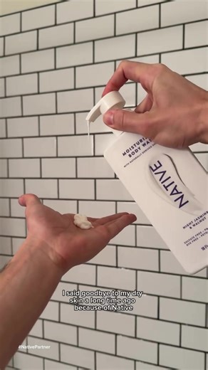 Dry skin is no match for our new 24HR Moisturizing Body Wash 🫧 Made with only 12 ingredients and REAL shea butter ✨ @jimmyguash