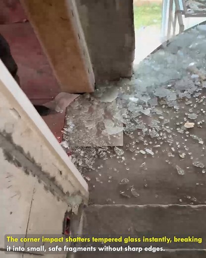 How Tempered Glass Crumbles Instantly #TemperedGlass #SafetyGlass #ConstructionSite #BuildingMaterial #GlassBreakTest | lamaestramiel